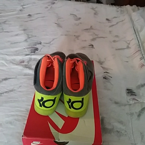 Nike KD sneakers - Picture 3 of 3